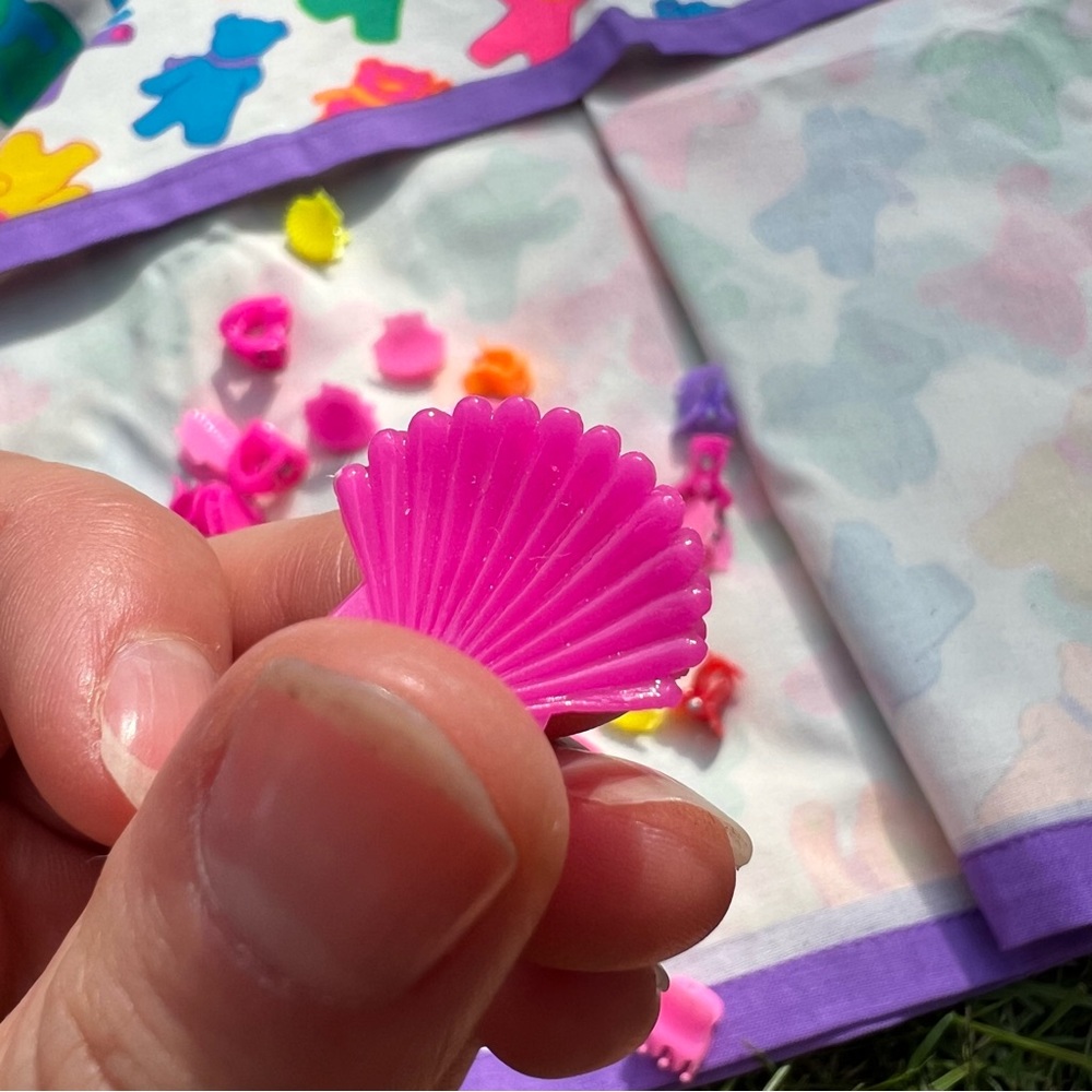 Colorful Y2K Hair Clips - Picture 3 of 6